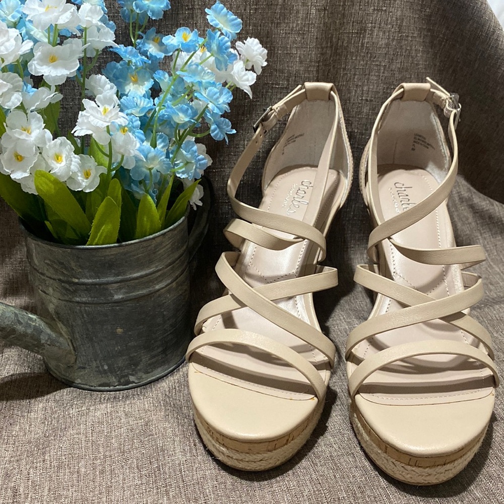 NWOT - Strappy Wedges